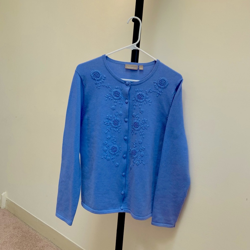 Croft & Barrow Women’s Stunning Embroidered Cardigan Large Lilac